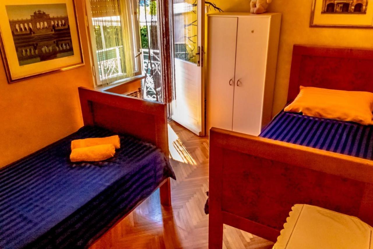 Apartment Gea Icici Bagian luar foto